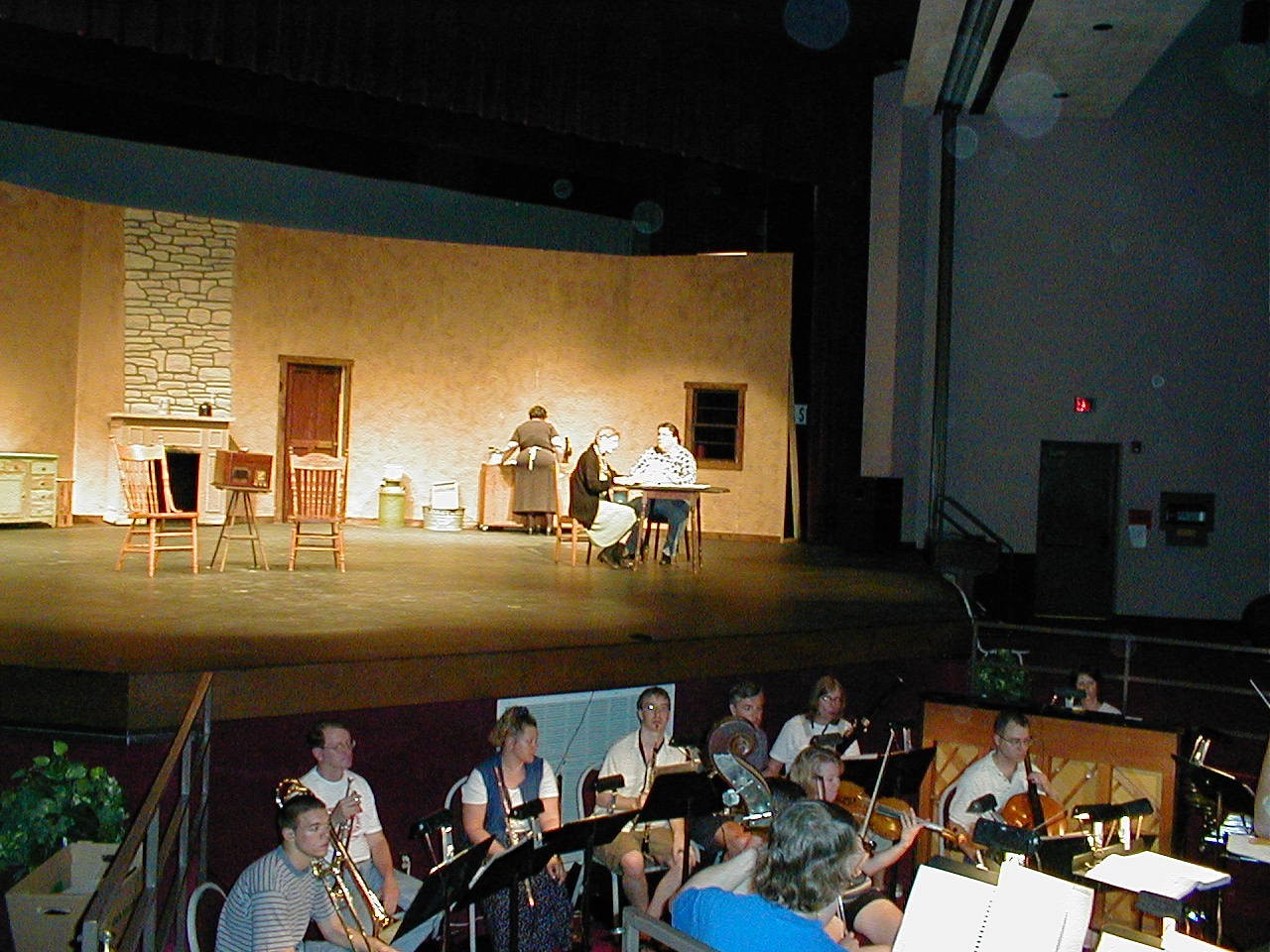 Cast and Orchestra at the dress rehearsal.